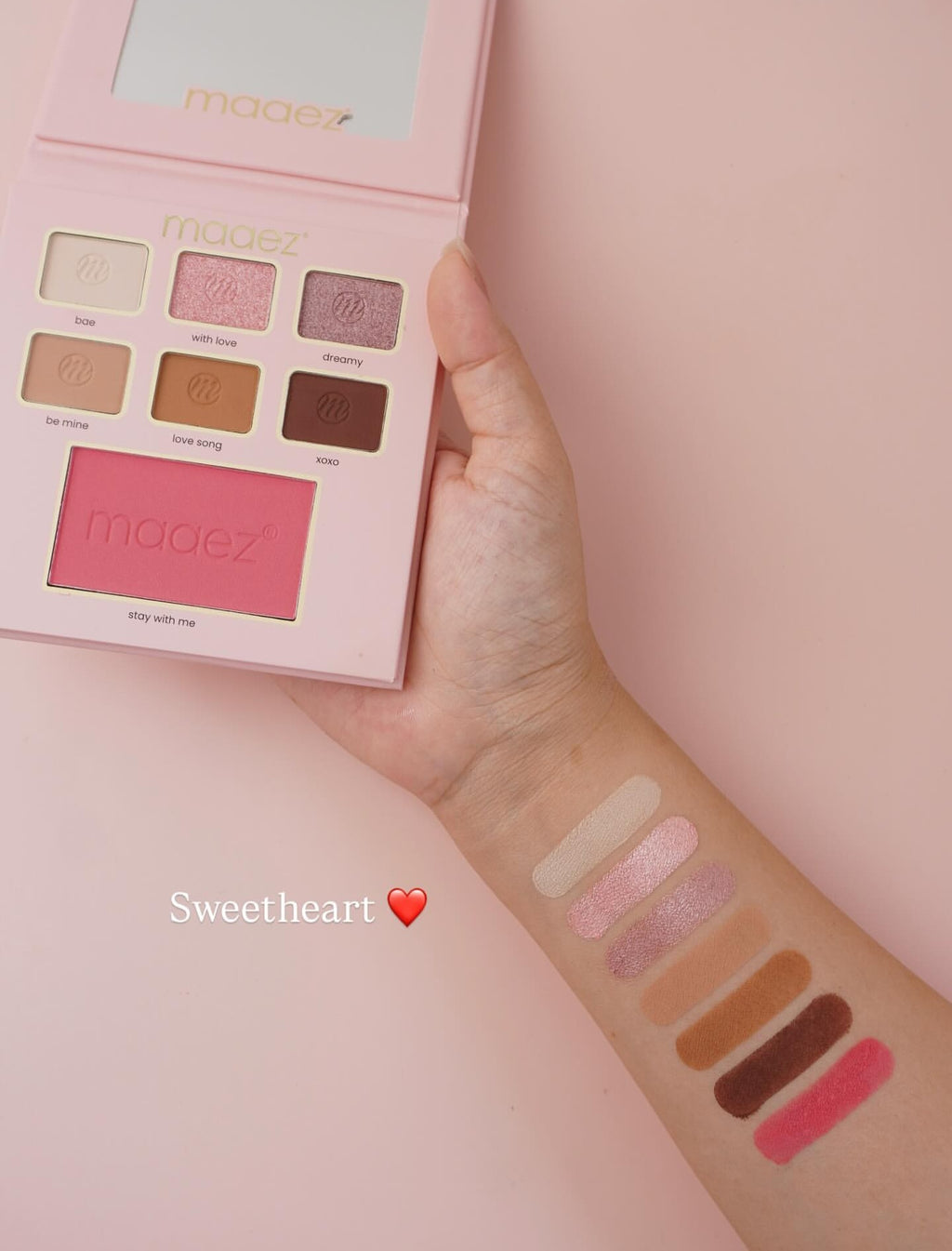 MAAEZ 2 IN 1 EYESHADOW & BLUSH PALETTE