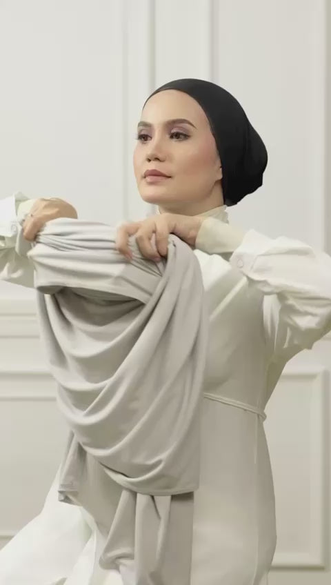 JANNA INSTANT HIJAB IN WHITE BY THE GRANDAHLIA