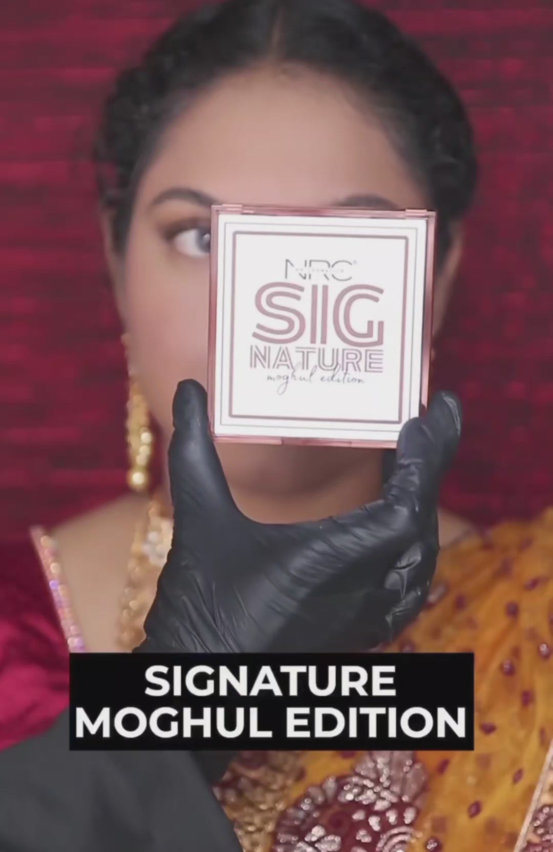 NRC MOGHUL EDITION SIGNATURE EYE PALLETTE.