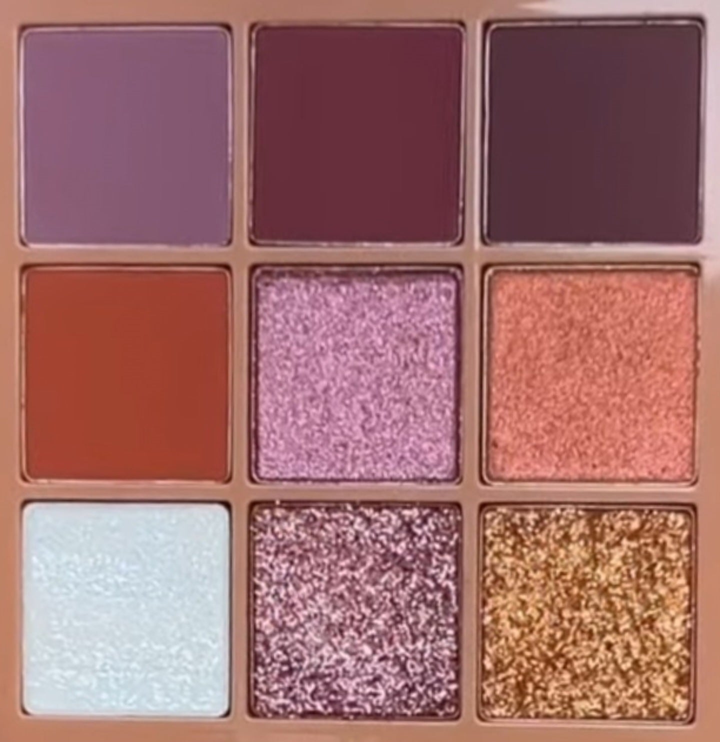 NRC MOGHUL EDITION SIGNATURE EYE PALLETTE.